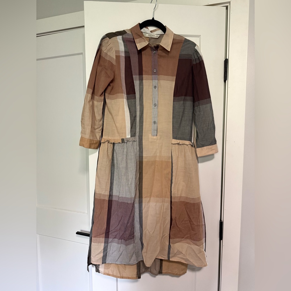 Zara Brown Tan Buttoned Midi Dress